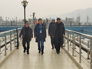 市國(guó)資委領(lǐng)導(dǎo)到清源水務(wù)集團(tuán)慰問優(yōu)秀人才、困難黨員并開展節(jié)前安全檢查