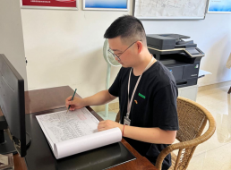 《榜樣在身邊》系列報道——工作標兵 江一航、優(yōu)秀青年 李玉涵