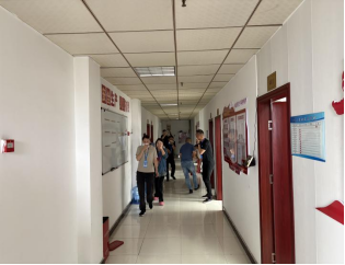 提升應(yīng)急能力，共筑安全屏障 ——清源水務(wù)投資公司與勞動(dòng)人事?tīng)?zhēng)議仲裁院聯(lián)合開(kāi)展辦公區(qū)火災(zāi)事故應(yīng)急演練